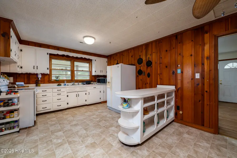 108 South Street, Bayboro, NC 28515 - #3