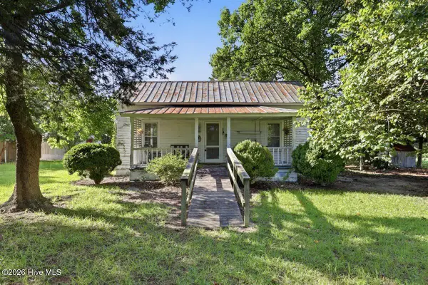 1314 Harper House Road, Four Oaks, NC 27524