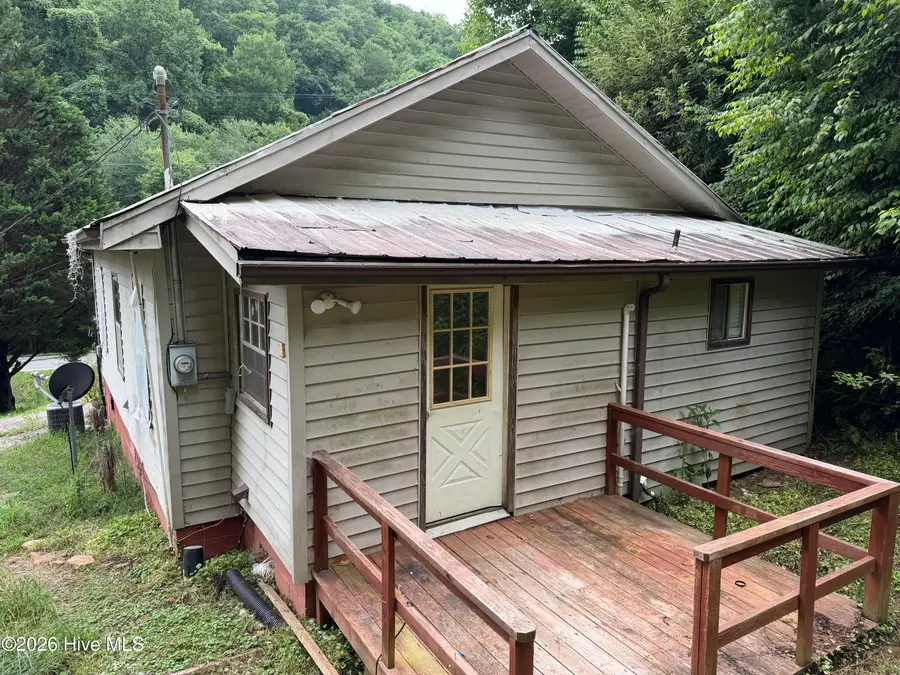 6686 Nc Highway 141, Marble, NC 28905 - #2