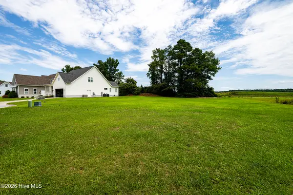 218 Shoreview Drive, New Bern, NC 28562