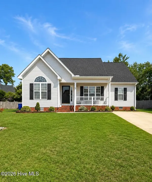 1108 Quarterpath Drive, Winterville, NC 28590