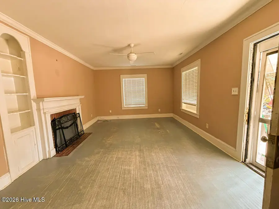 907 E Walnut Street, Goldsboro, NC 27530 - #2