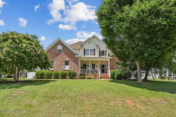 18 Treewood Lane, Clayton, NC 27527