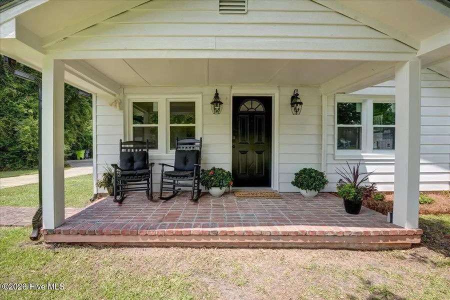 614 W Thurman Road, New Bern, NC 28562 - #2