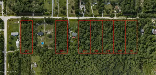 12 Green Acres Drive, Hampstead, NC 28443