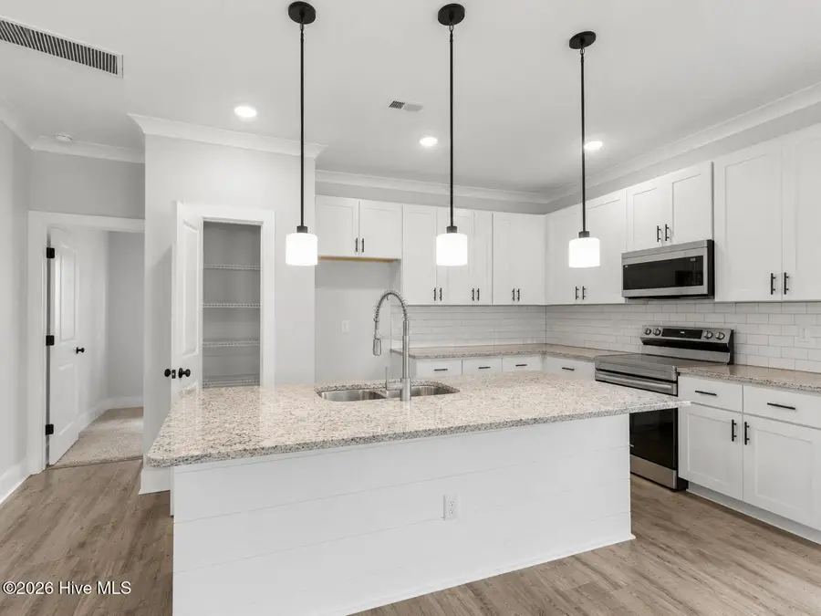1171 N Caswell Avenue, Southport, NC 28461 - #3