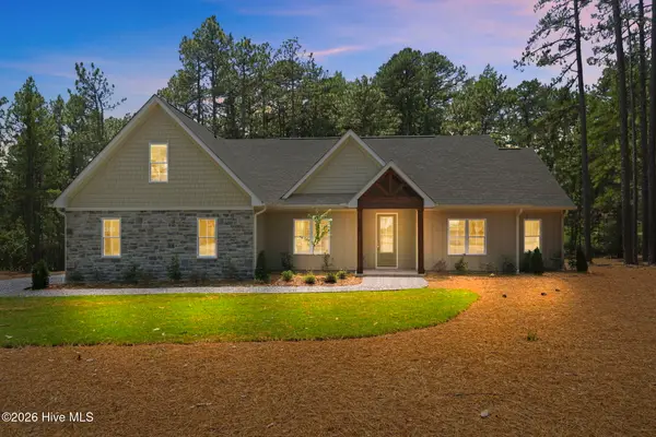 128 Banbridge Drive, Seven Lakes, NC 27376