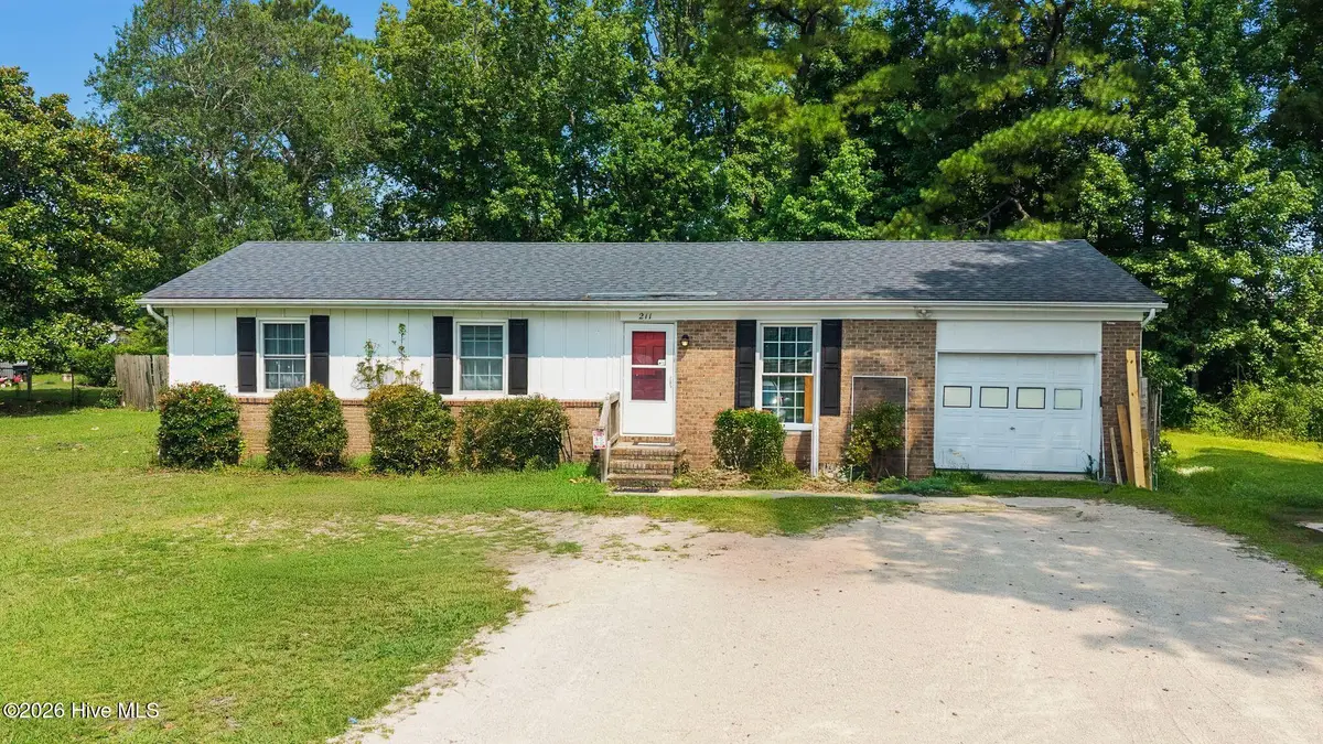 211 N Nunn Street, Havelock, NC 28532 - #1