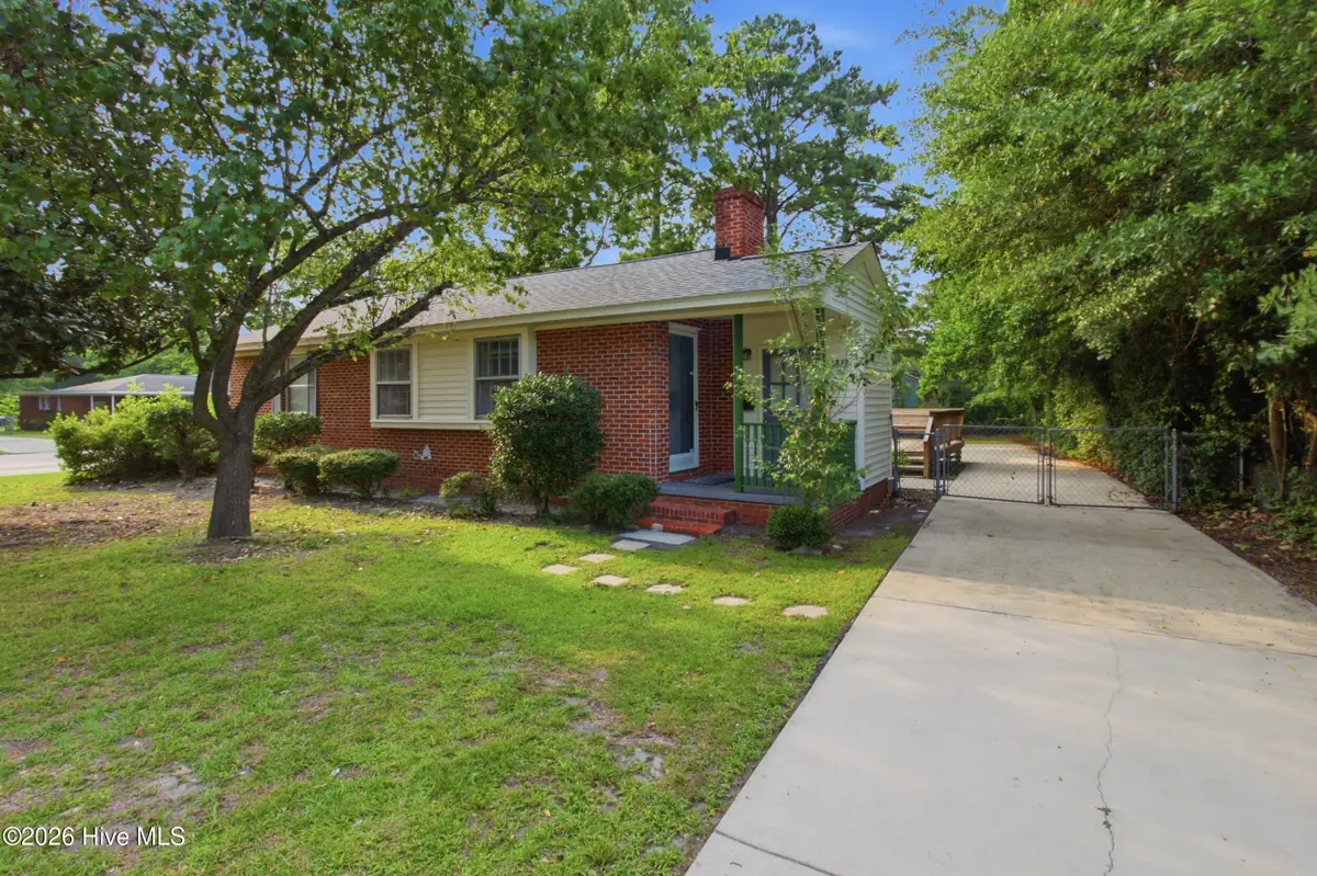 2210 Woodland Avenue, New Bern, NC 28560 - #1