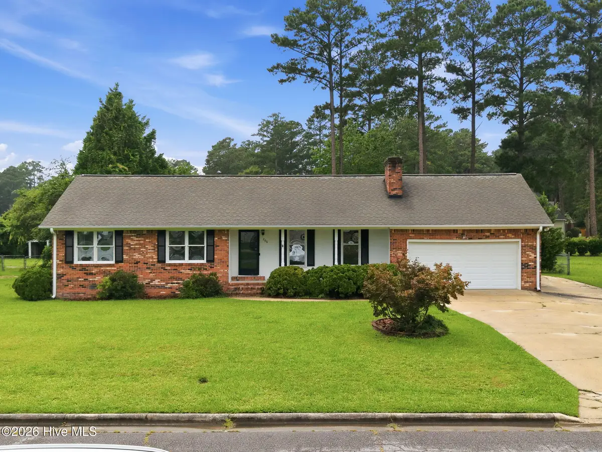 206 Ellison Drive, Washington, NC 27889 - #1