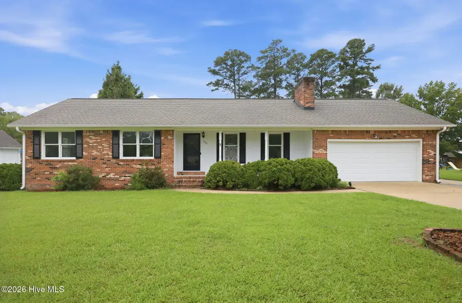 206 Ellison Drive, Washington, NC 27889 - #2