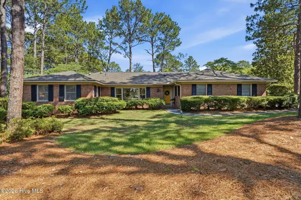 59 Pine Ridge Drive, Whispering Pines, NC 28327