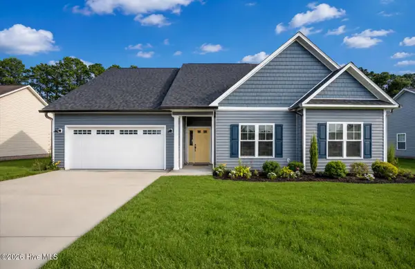 209 Pecan Grove Court, New Bern, NC 28562