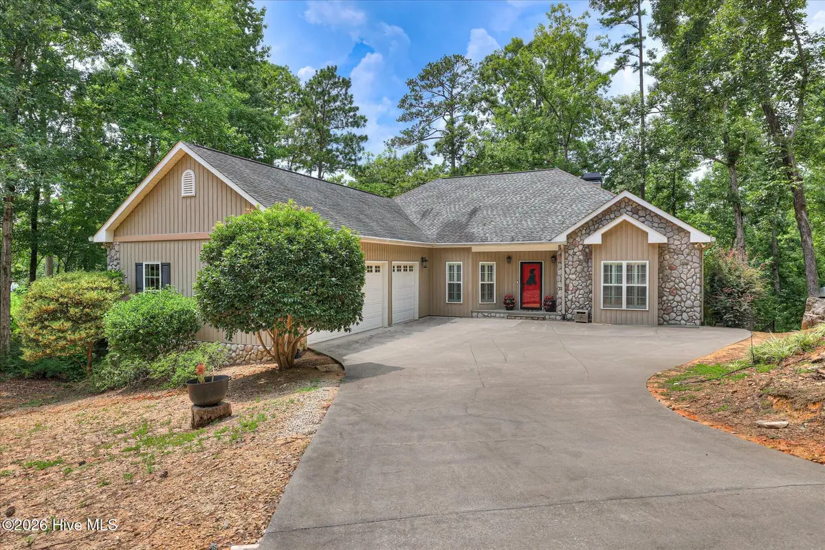 207 Rolland Place, McCormick, SC 29835 - #1