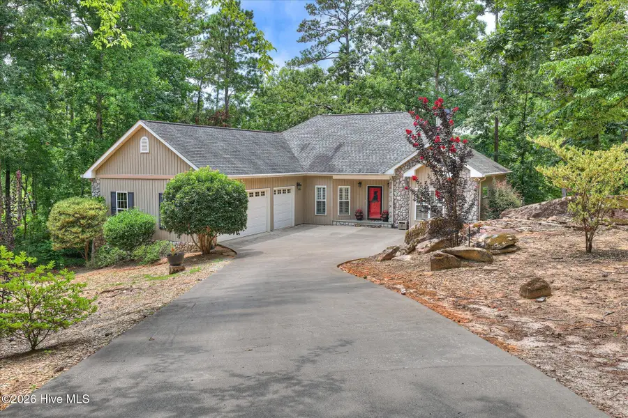 207 Rolland Place, McCormick, SC 29835 - #2