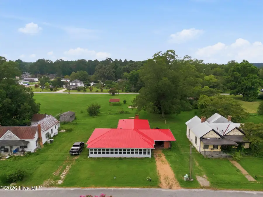 208 N West Avenue, Oak City, NC 27857 - #3