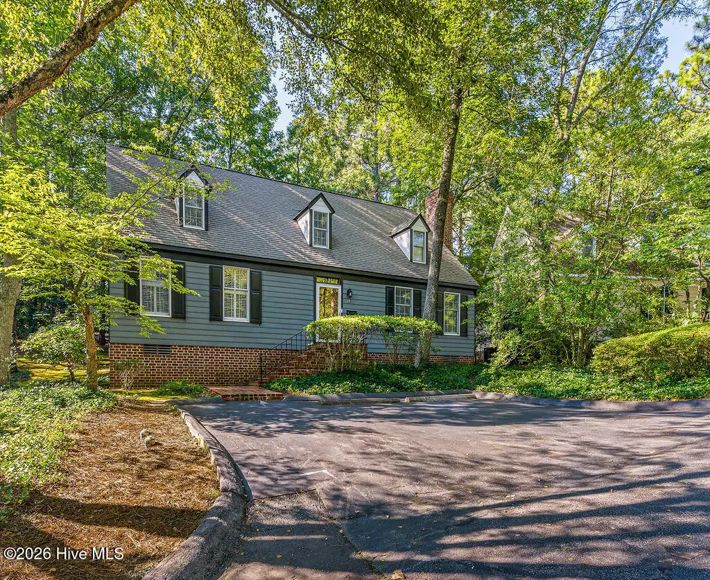 13 Village In The Woods Circle, Southern Pines, NC 28387 - #1