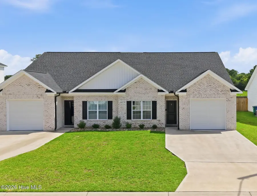 1409 B Dorset Drive, Greenville, NC 27834 - #3