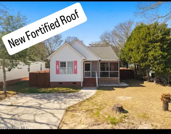 107 NW 16th Street, Oak Island, NC 28465