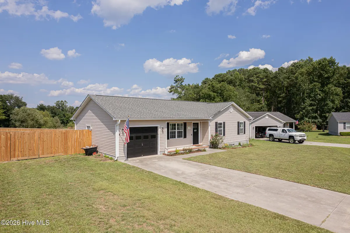 109 Lois Court, Richlands, NC 28574 - #1