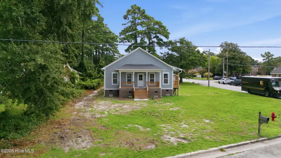 700 N Grace Avenue, New Bern, NC 28562 - #2