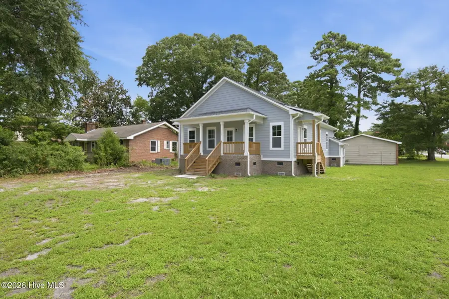 700 N Grace Avenue, New Bern, NC 28562 - #3