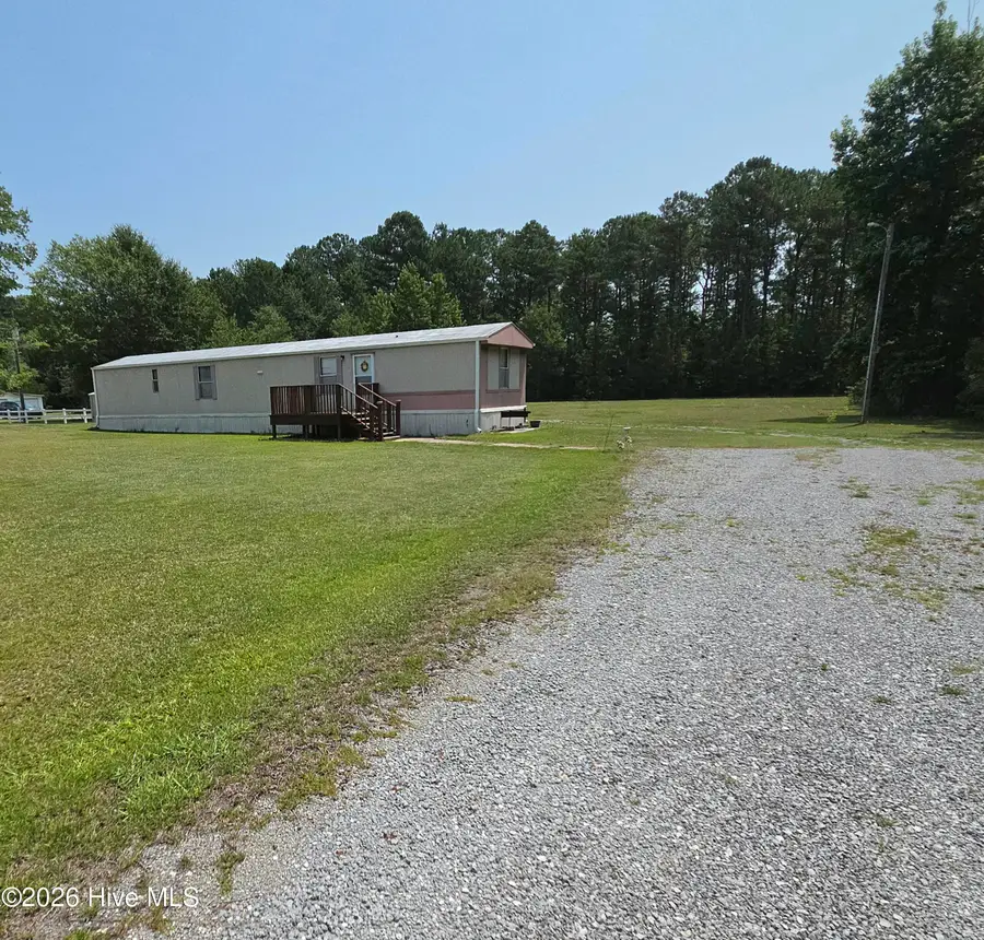 205 Meadow Lane E, Hubert, NC 28539 - #3