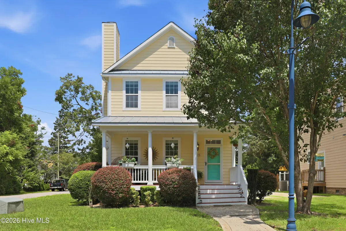 215 W Railroad Street, Jacksonville, NC 28540 - #1