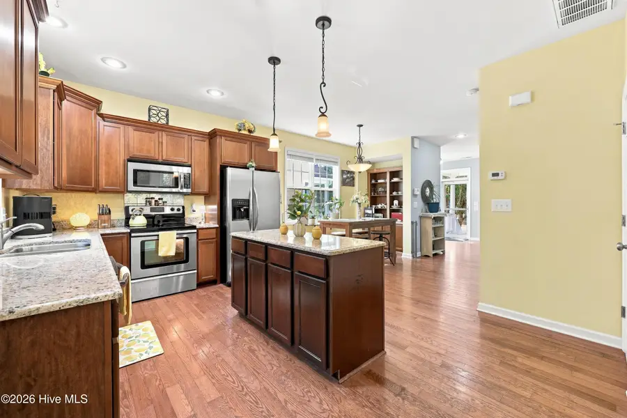 215 W Railroad Street, Jacksonville, NC 28540 - #3