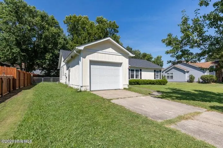 2039 Hunters Ridge Drive, Midway Park, NC 28544 - #3