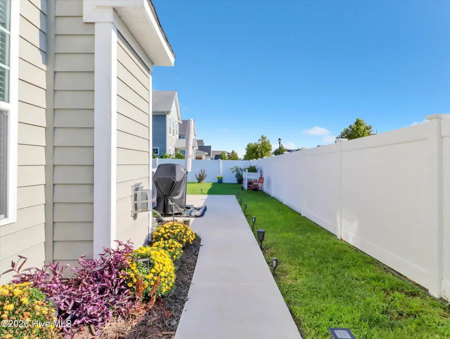 3400 Symonds Way, Elizabeth City, NC 27909 - #3