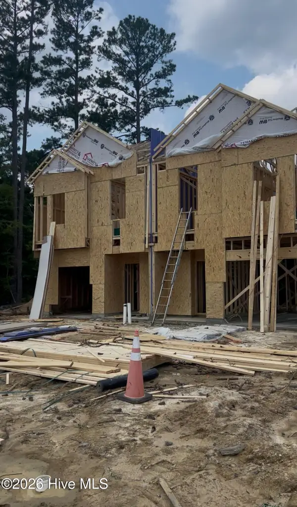 101 Chestnut Hill Drive, Jacksonville, NC 28546