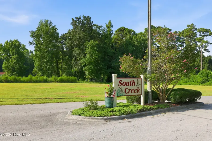 195 S Creek Drive, Jacksonville, NC 28540 - #2