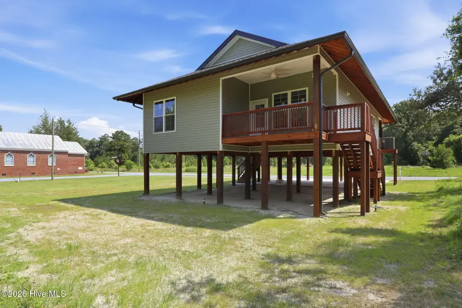303 E Jones Street, Trenton, NC 28585 - #3