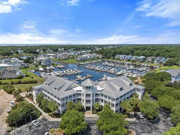 2571 St James Drive Se #Unit 202, Southport, NC 28461