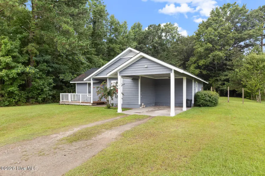 416 W Willis Landing Road, Hubert, NC 28539 - #2