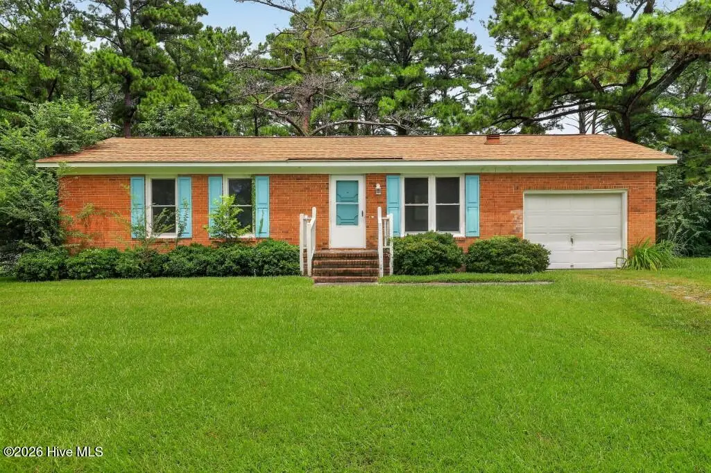 602 W Thurman Road, New Bern, NC 28562 - #1