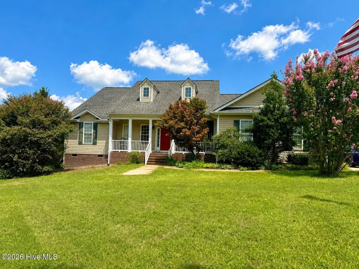 615 Summit Street, Carthage, NC 28327 - #1