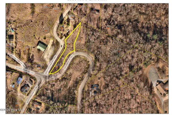 2030 Harpertown Drive, Lenoir, NC 28645
