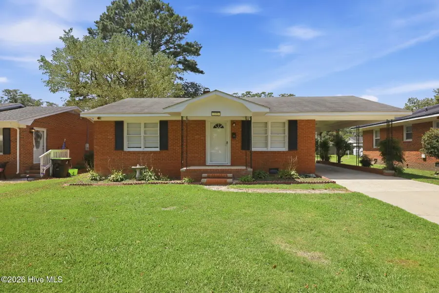 205 N Edgewood Avenue, Williamston, NC 27892 - #2