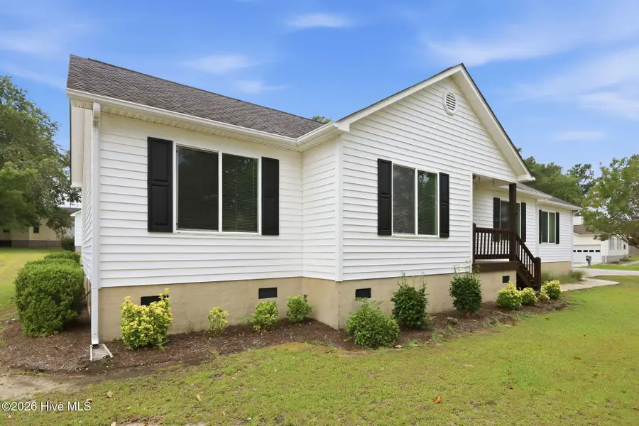803 Wood Creek Drive, Hubert, NC 28539 - #2