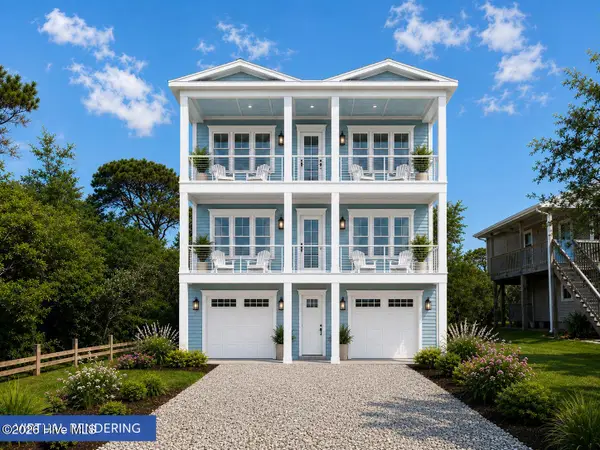 121 SE 76th Street, Oak Island, NC 28465