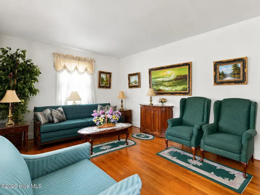 404 Dewey Street Sw, Wilson, NC 27893 - #2