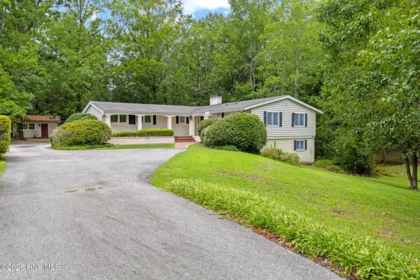 402 Country Club Drive, Jacksonville, NC 28546