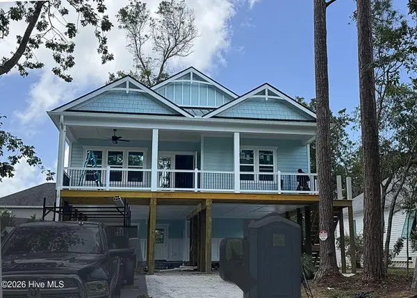 5605 E Yacht Drive, Oak Island, NC 28465