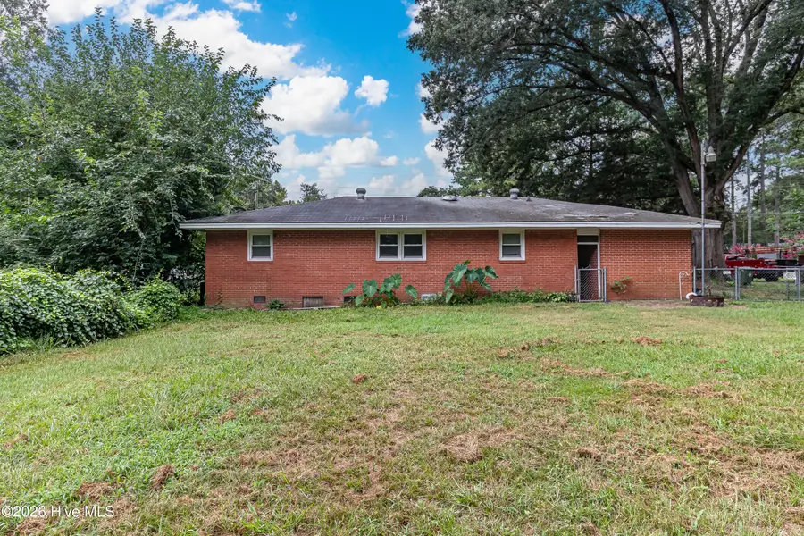 113 Lake Avenue, Dudley, NC 28333 - #2