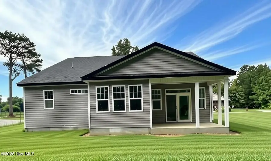 706 W Bridgers Street Ext, Burgaw, NC 28425 - #2