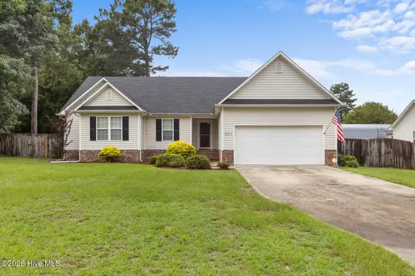 231 English Walnut Drive, Richlands, NC 28574