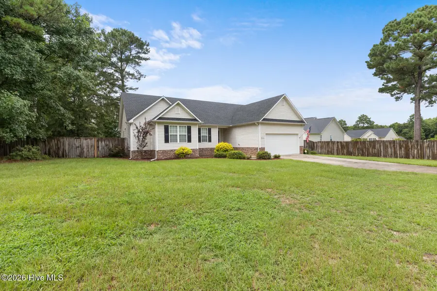 231 English Walnut Drive, Richlands, NC 28574 - #3