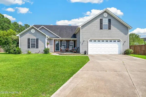 102 Pinyon Court, Jacksonville, NC 28546